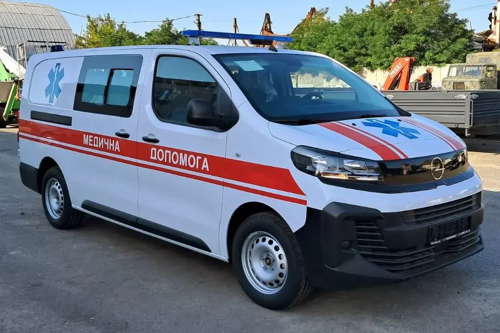 Перевезення реанімобілем